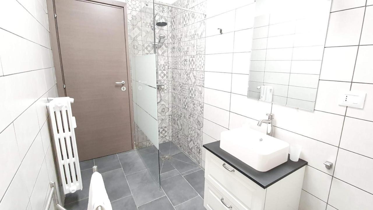 Interno1 Bari Policlinico Hotel Luaran gambar